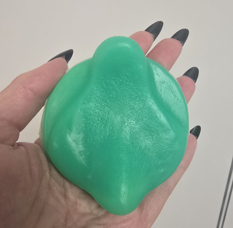 ONE OF A KIND Royale Saddle Green