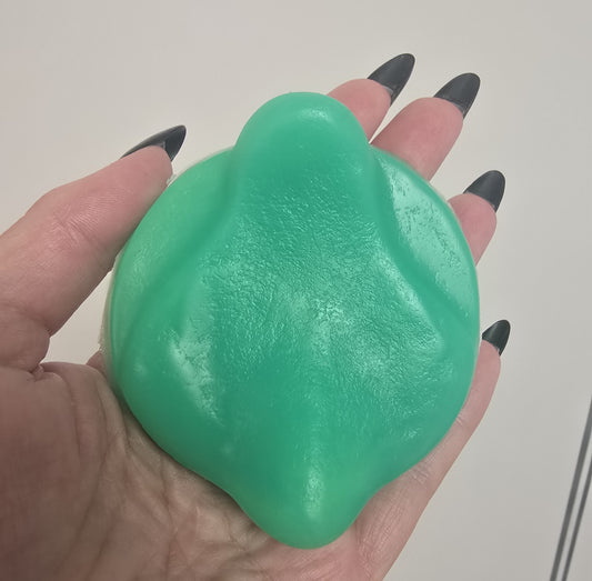 ONE OF A KIND Royale Saddle Green