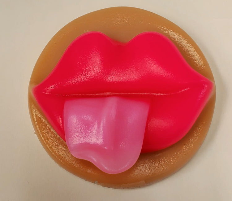 Limited Edition Mouthing Off Saddle / Pushin Cushin Vanilla base with Pink Lips
